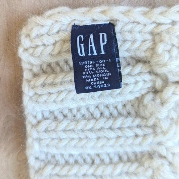 Gap Vintage Wool and Mohair Cable Knit Scarf Y2K - Picture 3 of 6